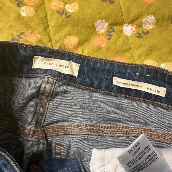 Cleo + Wolf High Rise Straight Leg Distressed Carpenter Jeans Size W 25 L 30 - Picture 7 of 7